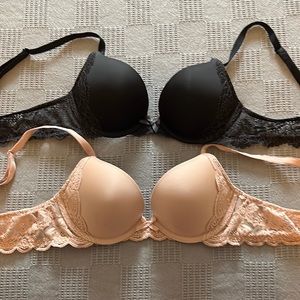 Victoria’s Secret Set of 2 push-up bras